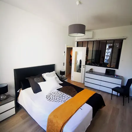 Apartment We ! Gallia Premium Two Bedroom